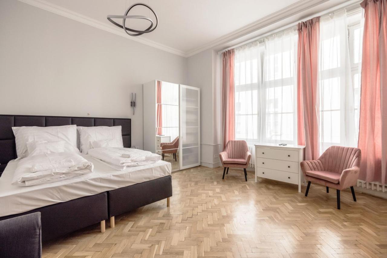 Prime Star Fashion Street Modern Luxury Apartments Budapeste Exterior foto