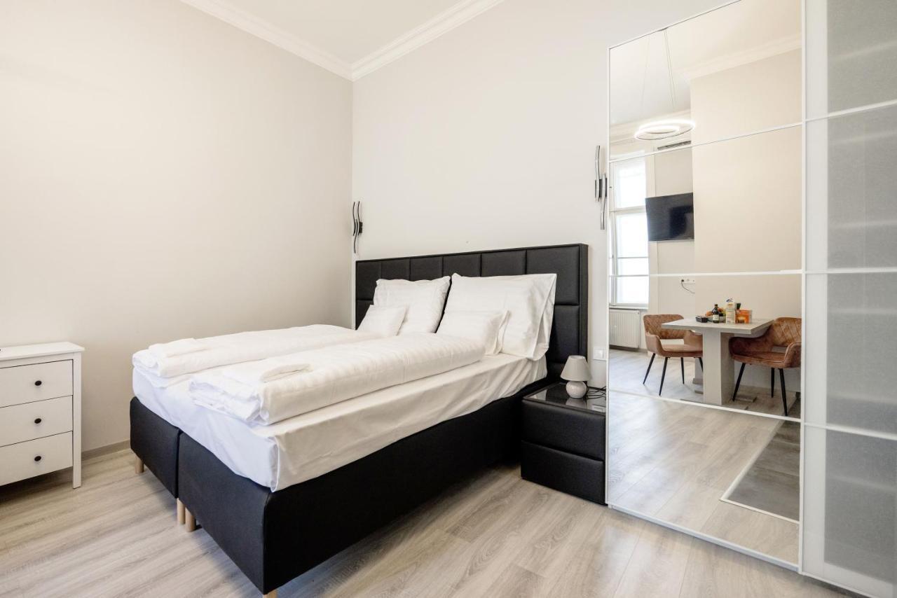 Prime Star Fashion Street Modern Luxury Apartments Budapeste Exterior foto