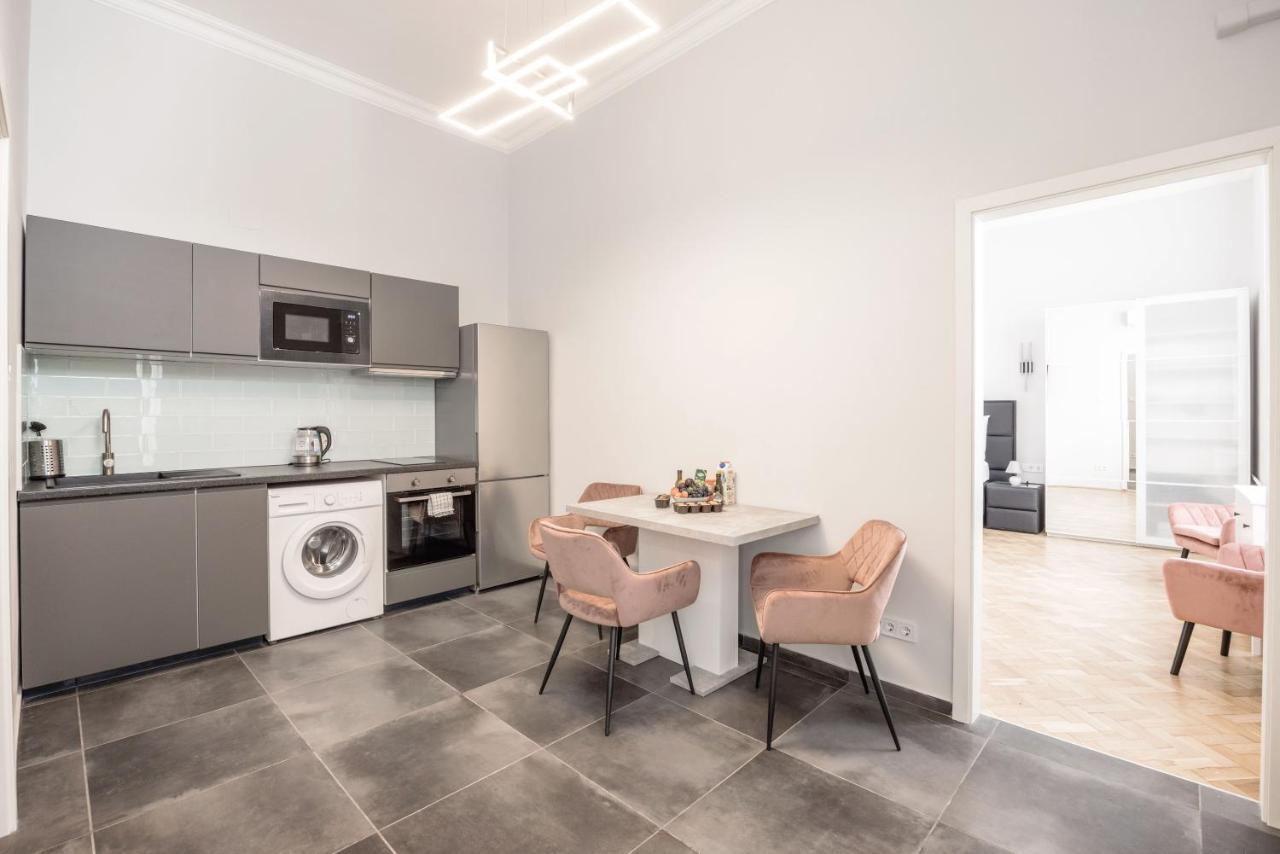 Prime Star Fashion Street Modern Luxury Apartments Budapeste Exterior foto